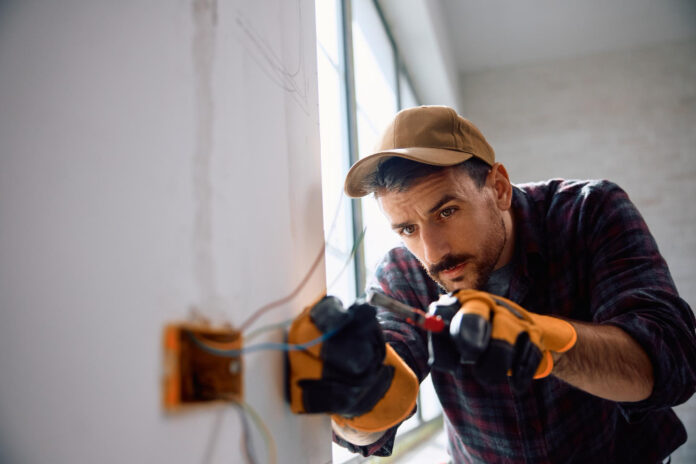 Factors in finding the right electrician